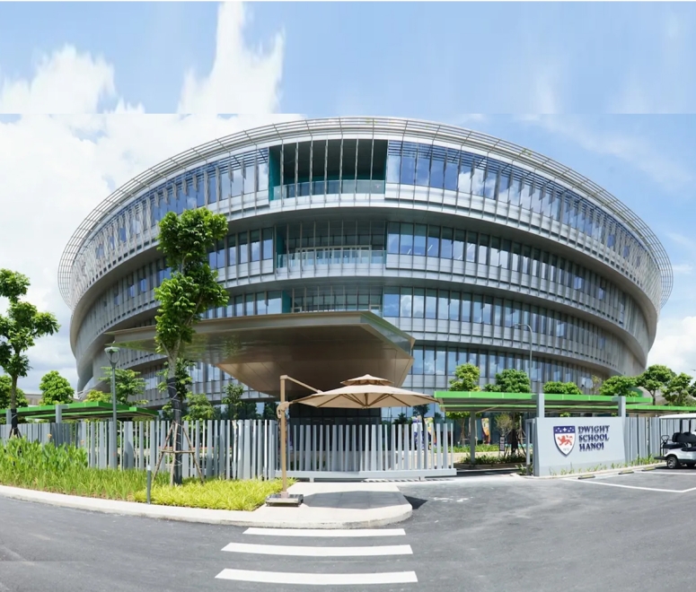 Thi công lắp đặt hệ thống ống nhựa cho Dwight School